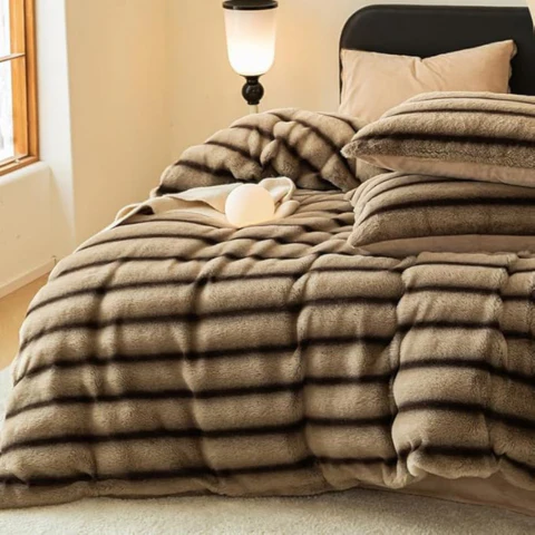 [Llevá 2 Pagá 1] Juego de Cama Diana Aterciopelado Antialérgico (¡Hotel 5 Estrellas en tu Habitación!) +REGALOS: 2 Fundas para Almohada - Image 10