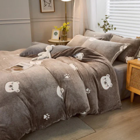 [Llevá 2 Pagá 1] Juego de Ropa de Cama en Algodón y Lana + REGALO: 2 Fundas para Almohada - Image 10