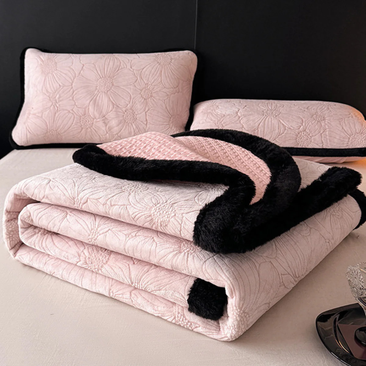 [Llevá 2 Pagá 1] Ropa de Cama Completa en Algodón 100% con Estampa Floral (¡Moderna y Súper Confortable!) + REGALO: 2 Fundas para Almohada - Image 4