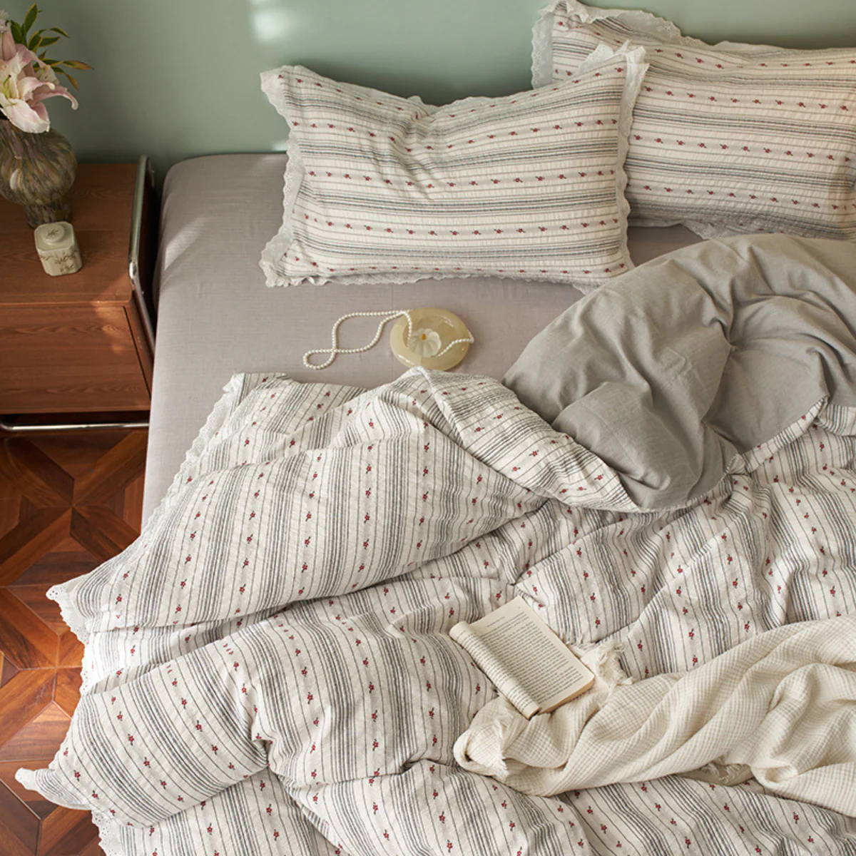 [Llevá 2 Pagá 1] Ropa de Cama Completa Estampada en Algodón y Poliéster +2 Fundas para Almohada - Image 9